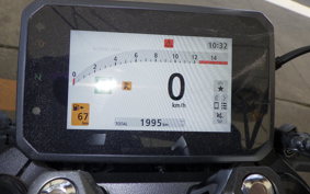 HONDA CB650R E-Clutch 2025 RH17