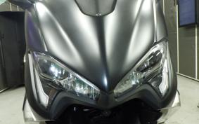 YAMAHA T-MAX 530 DX 2019 SJ15J