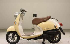 YAMAHA VINO 50
