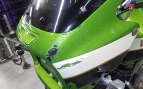KAWASAKI ZRX1200 R 2003 ZRT20A