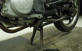 YAMAHA YB125SP