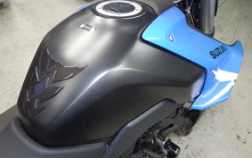 SUZUKI GSX-8S 2023 EM1AA
