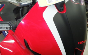 HONDA CBR600RR 2021 PC40