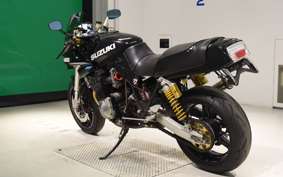 SUZUKI GSX750S KATANA 1982 GS75X