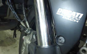 DUCATI MONSTER 821 2014