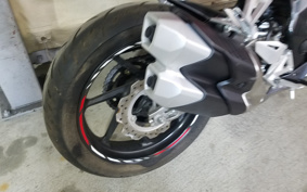 HONDA CBR250RR MC51