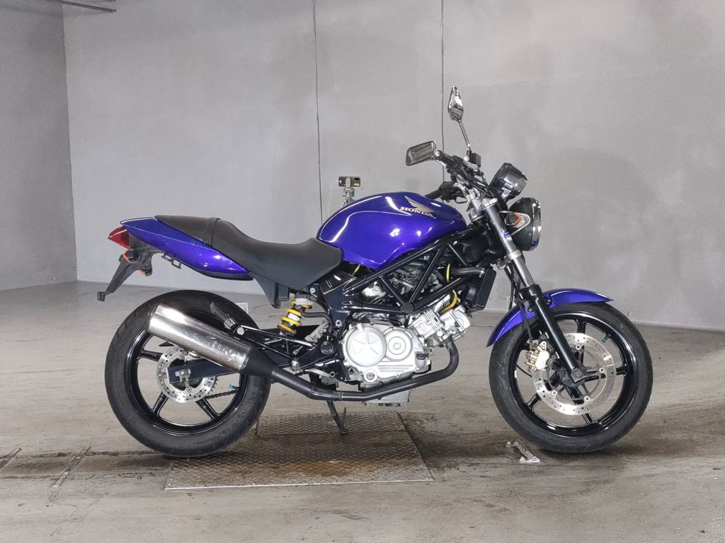 Фото Honda VTR 250 2007 с японского аукциона