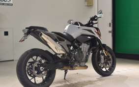 KTM 790 DUKE 2025