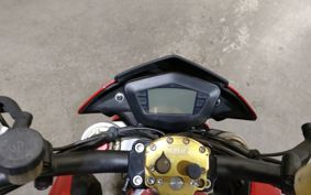 DUCATI  DUCATI  HYPERMOTARD 1100S B100AA