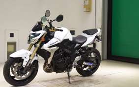 SUZUKI GSR750 2011