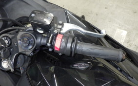 YAMAHA YZF-R25 2023 RG43J
