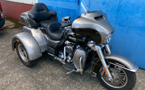 HARLEY FLHTCU 2018 MAD