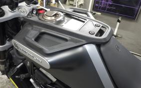 HUSQVARNA SVARTPILEN 250 2006