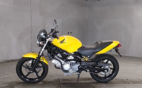 HONDA VTR 250 MC33