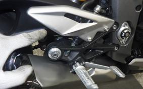 TRIUMPH STREET TRIPLE RS 2021