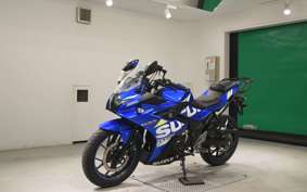 SUZUKI GSX250R