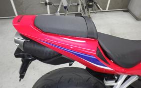 HONDA CBR600RR 2024 PC40