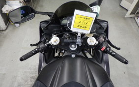 YAMAHA YZF-R6 2015