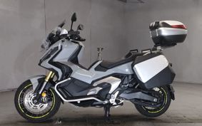 HONDA X-ADV 750 RH10