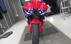HONDA CBR600RR 2025 PC40