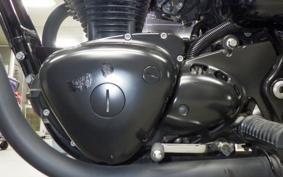 KAWASAKI W800 2013