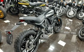 DUCATI SCRAMBLER SIXTY2 2016 KA00