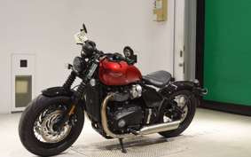 TRIUMPH BONNEVILLE BOBBER 2022