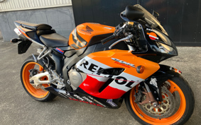 HONDA CBR1000RR 2004 SC57