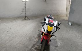 YAMAHA YZF-R7 2022 RM39J