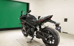 HONDA CBR650R E-Clutch 2026 RH17