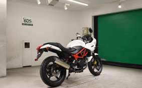 HONDA VTRF250 2013 MC33