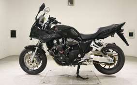 HONDA CB1300SB SUPER BOLDOR 2025 SC54
