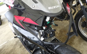 SUZUKI GSX250RA