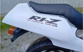 YAMAHA R1-Z 3XC