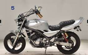 SUZUKI GSX250FX ZR250C