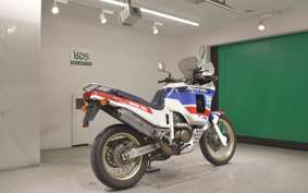 HONDA AFRICA TWIN 650 1988 RD03