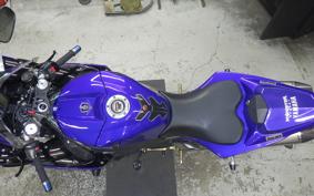 YAMAHA YZF-R1 2011