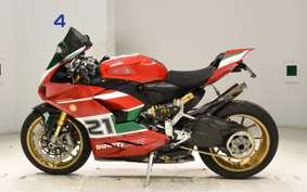 DUCATI DUCATI パニガーレV2ベイリス 2018