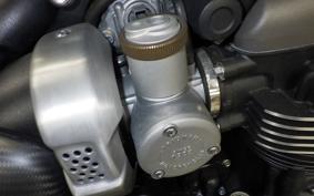 TRIUMPH BONNEVILLE BOBBER 2020