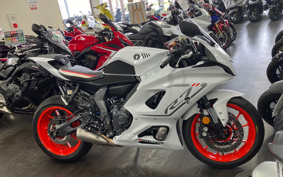 YAMAHA YZF-R7 2024 RM39J