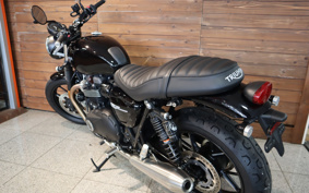 TRIUMPH STREET TWIN 2020 DAD74G