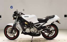 YAMAHA R1-Z 2002 3XC
