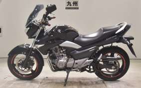 SUZUKI GSR250