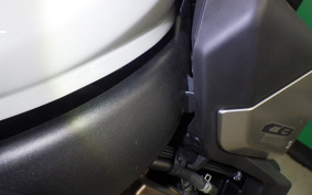 HONDA CB650R E-Clutch 2025 RH17