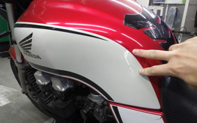 HONDA CB750 GEN 2 K 2015 RC42