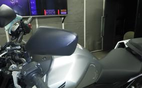 HONDA CB750 HORNET 2025 RH24
