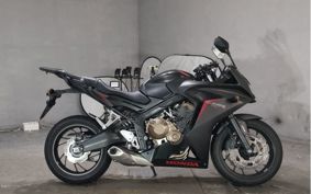 HONDA CBR650F RC83