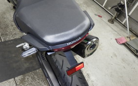 HONDA CB250R MC52