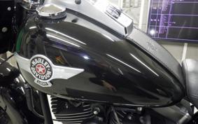 HARLEY FLSTFB 1580 2010