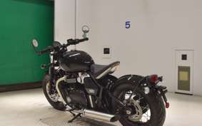TRIUMPH BONNEVILLE BOBBER 2026